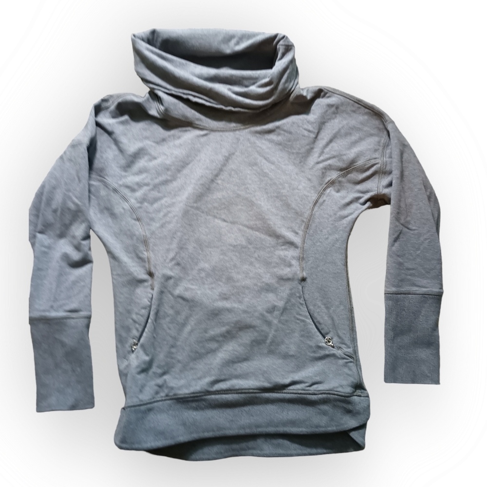 Lululemon Grey pullover sweater with pockets size small